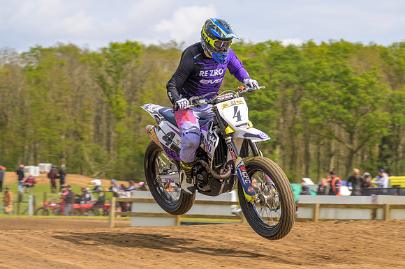 RD4-TT--127