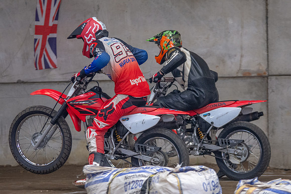 Champions Flattrack School 2.3  (152)