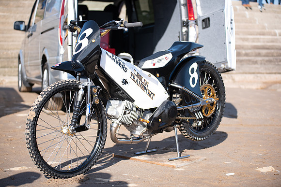 MB (14)