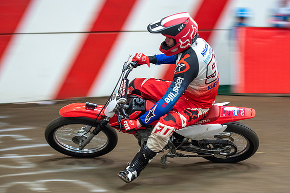 Champions Rd5 Web (7)