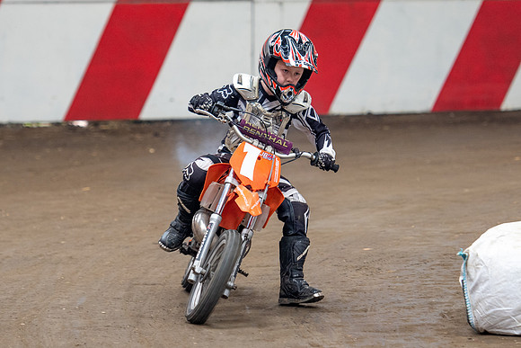 Champions Rd5 Web (40)