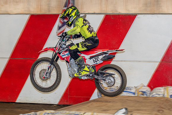 Champions Rd5 Web (135)