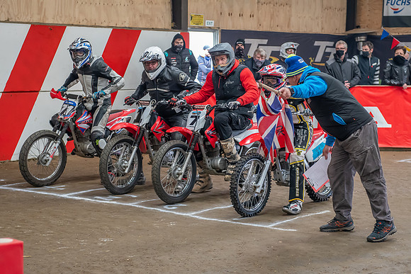 Champions Barnstormer P2  (112)