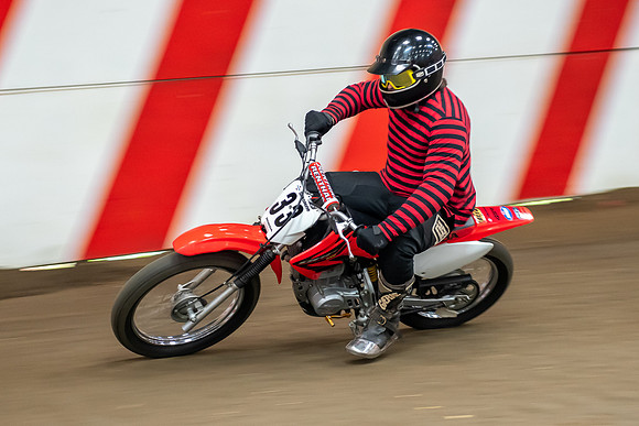 Champions Barnstormer P2  (116)