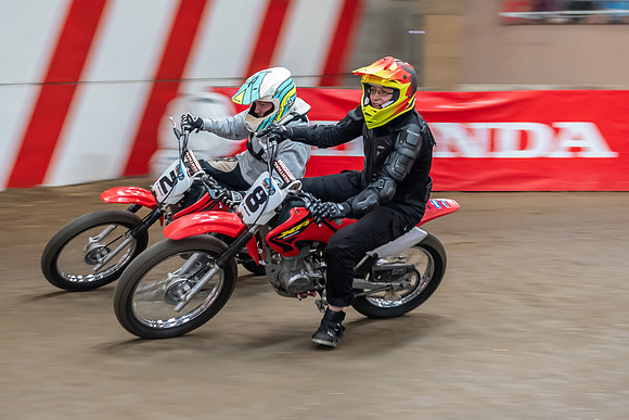 Champions Barnstormer P2  (118)