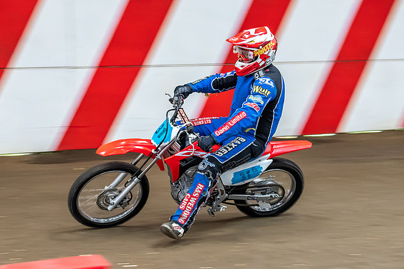Champions Barnstormer P2  (120)